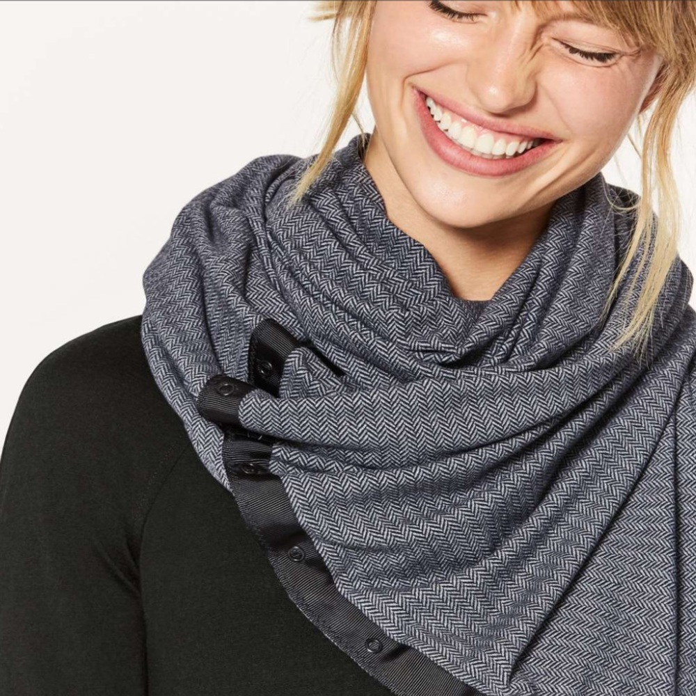 Lululemon Vinyasa Scarf